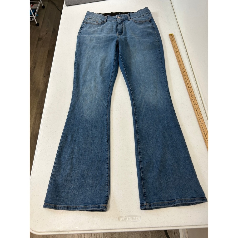 New York & Company Curvy Sculpting Bootcut Jeans Blue 16 Tall Medium Wash Denim